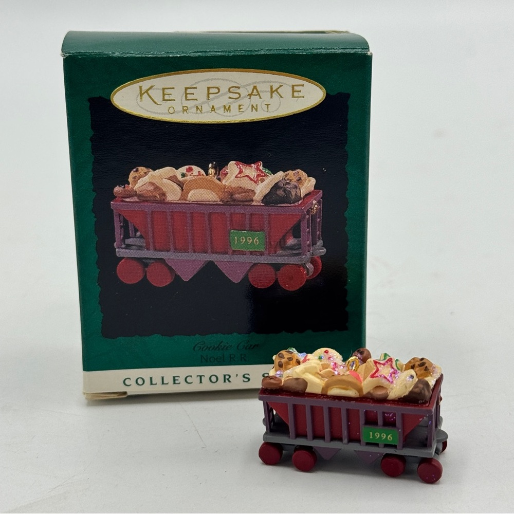 Hallmark 1993 Miniature NOEL R.R. Series Flatbed Car Ornament
